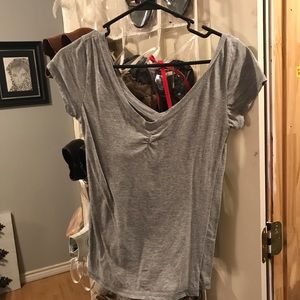 Wet Seal gray fitted v-neck (front and back)